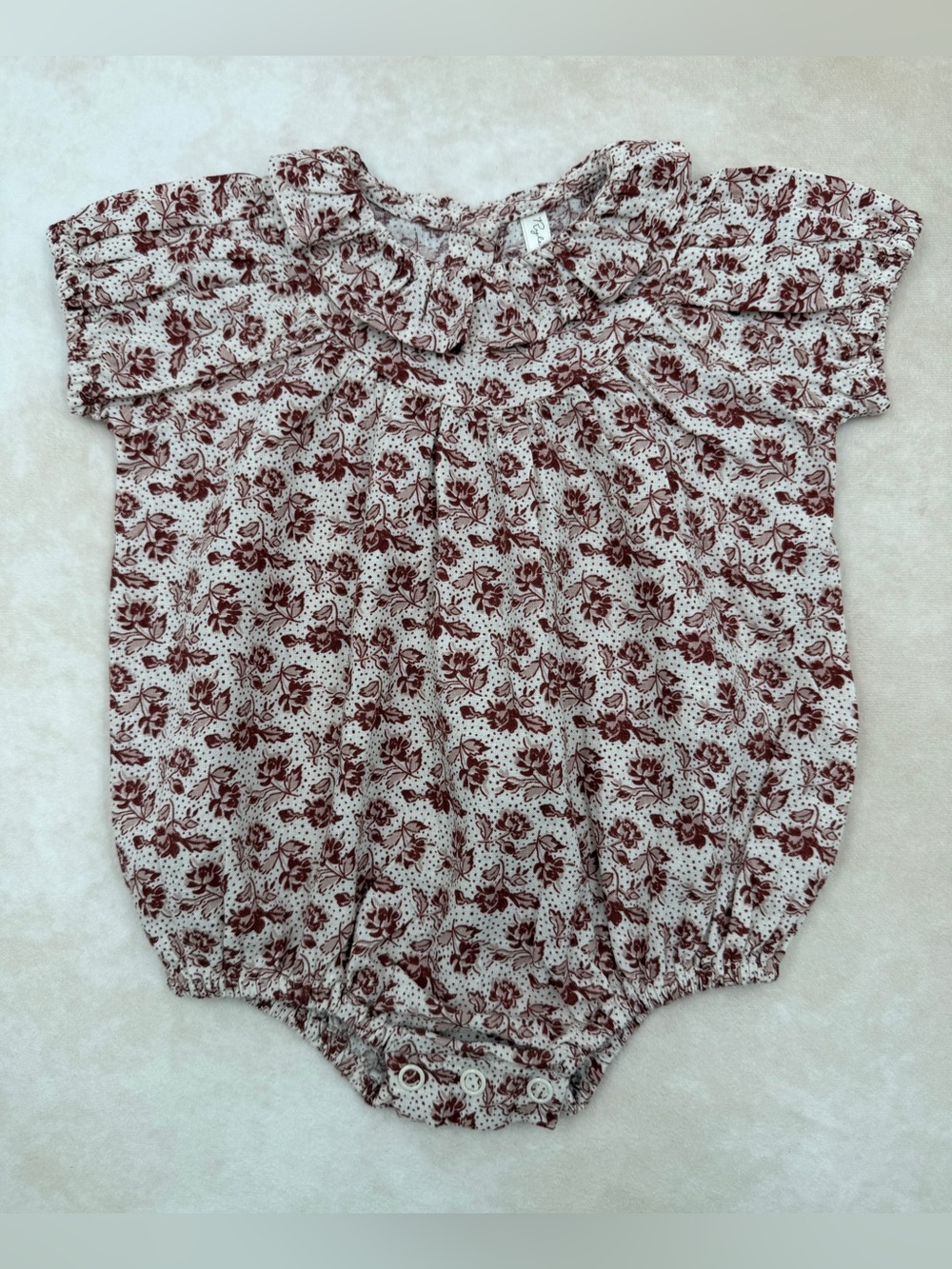 New Rylee + Cru Mauve Floral Ruffle Collar Romper